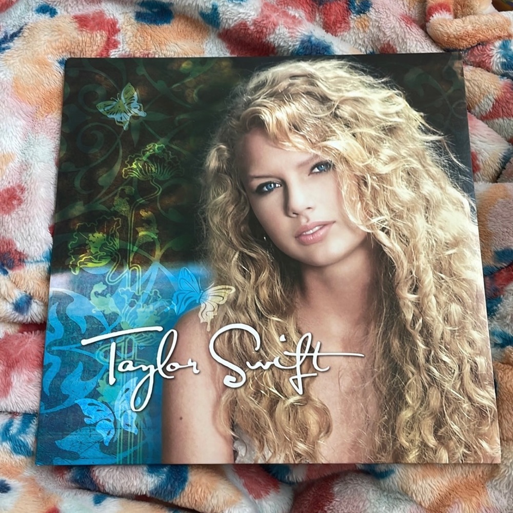 Taylor Swift - SELF TITLED Debut Vinyl 2LP